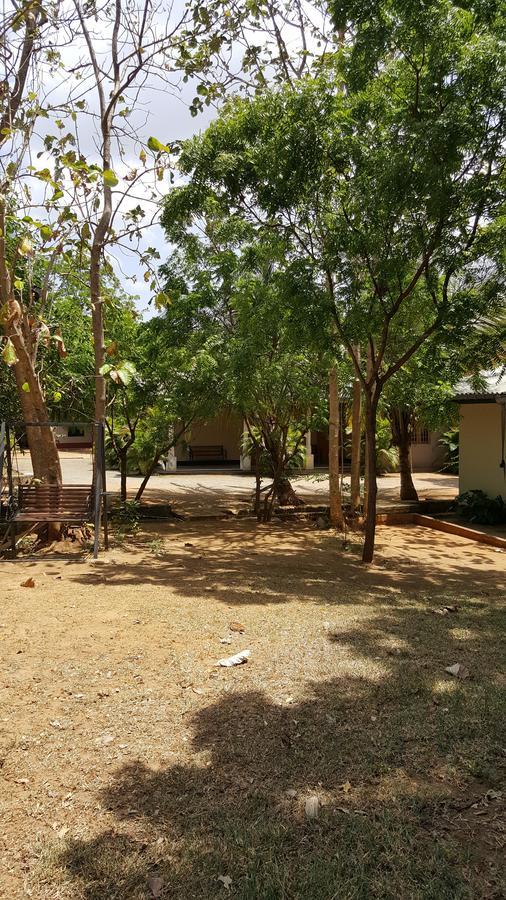 Lokuge Grand Resort Kataragama Εξωτερικό φωτογραφία